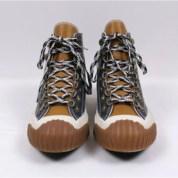 All Star Converse Mountain Club Leather Hi Top Shoes Men's 4.5 Womens 6.5 Taylor